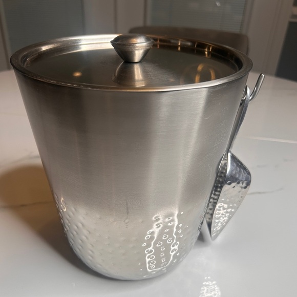 Hammered Metal Ice Bucket with Ice Scoop- Threshold - Picture 8 of 9